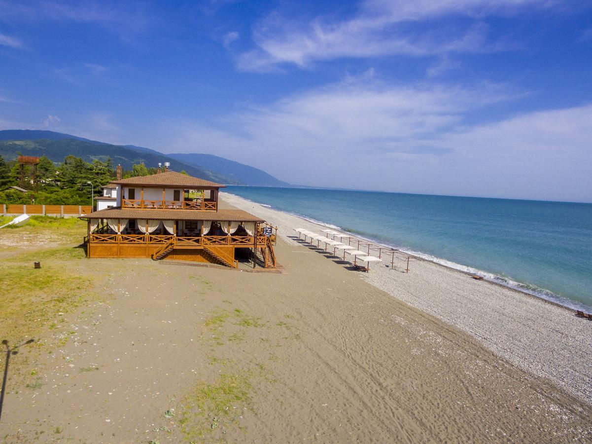 Napra Hotel Tsandrypsh ภายนอก รูปภาพ