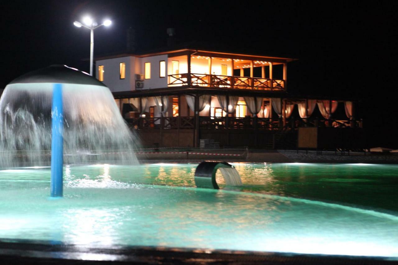 Napra Hotel Tsandrypsh ภายนอก รูปภาพ